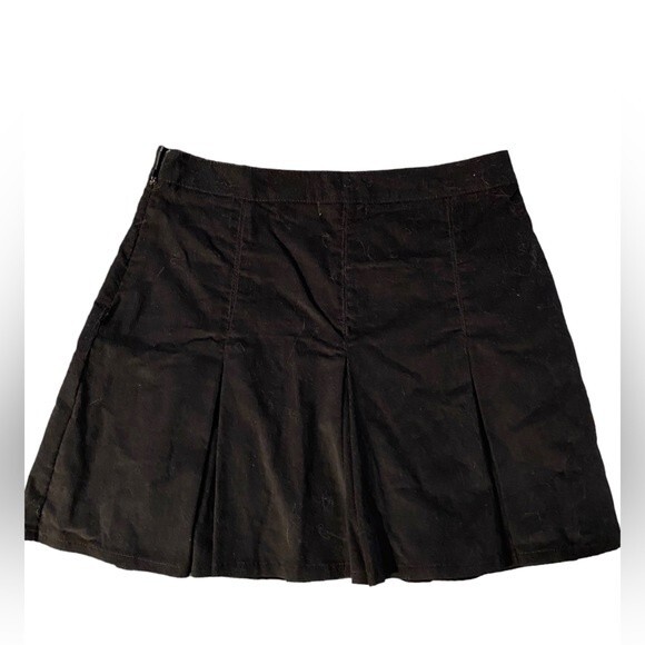 Juniors New Black corduroy pleated skirt by Stitch back to school size Med. - Picture 5 of 7